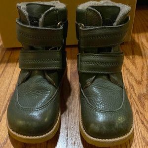 Bisgaard boots size 29.